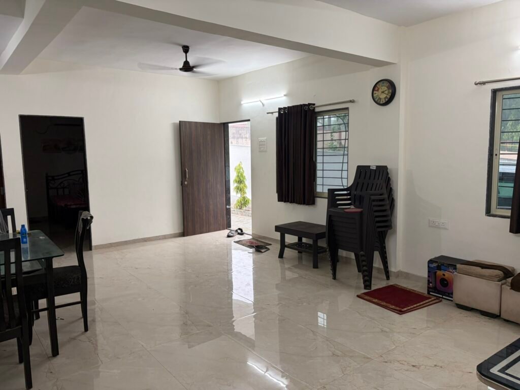 Nandan Villa Karjat, Hall towards entrance