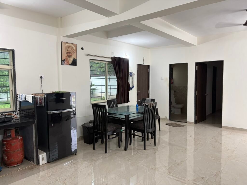 Nandan Villa Karjat, Kitchen and dining